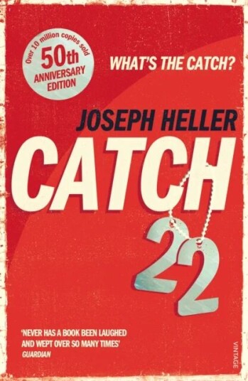 Catch-22 av Joseph Heller - 50-årsjubileumsutgave Pocket Roman