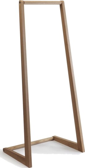Nikari Skandinavia Collection Liten Klesstativ Oljet Eik Nikari Skandinavia Collection Liten Klesstativ Oljet Eik