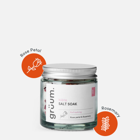 grüum blöta Rose Petal and Rosemary Bath Salt Soak 120g