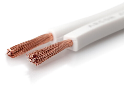 Essentials Basic Speaker Cable 2 Høyttalerkabel  Hvit