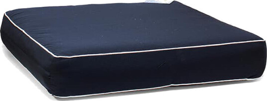 Sittepute Hillerstorp Madrid 64x64 cm Sittepute Hillerstorp Madrid 64x64 cm
