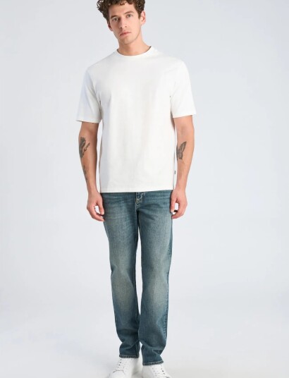 Lindbergh Heavy Wash Tapered Fit Jeans Blue 36 x 34
