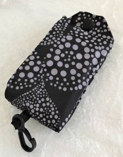Handlenett i tøy etui Sort med hvitt hjerte mønster
