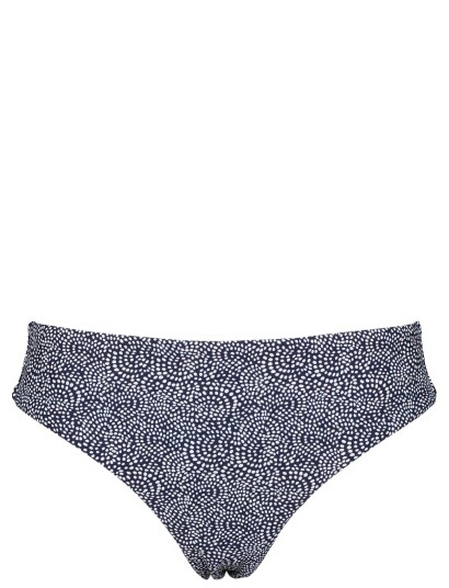 Missya Aaliyah Tai   Navy   40
