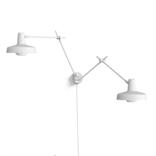 Grupa Products Arigato Vegglampe Double Hvit Grupa Products Arigato Vegglampe Double Hvit