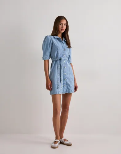 Only Blå Onlvibbe Ss Belt Dnm Dress Akm Only Blå Onlvibbe Ss Belt Dnm Dress Akm