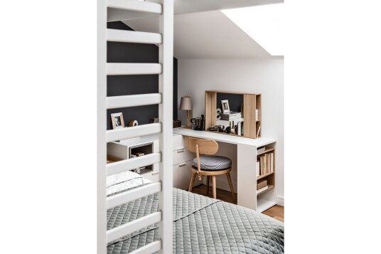Skrivebordsskiva 4You 142 cm med Oppbevaringshylle Hvit/Natu VOX