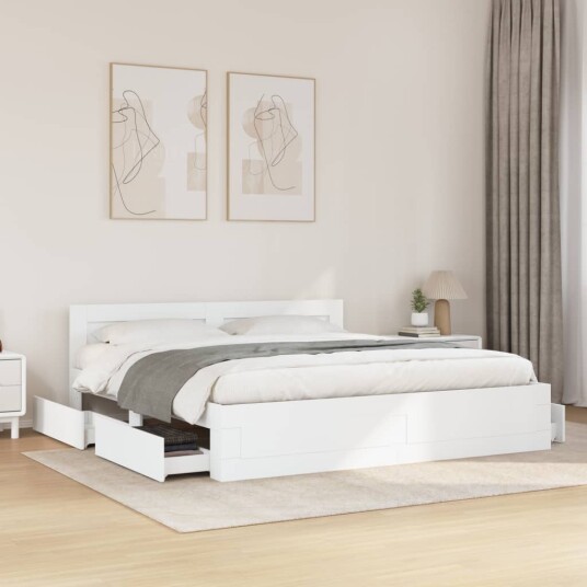  Sengeramme med hodegavl hvit 200x200 cm konstruert tre 8721102855382