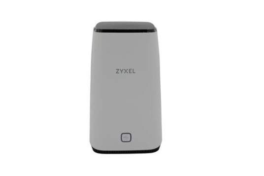 Zyxel FWA510 5G Tri-band Router Wi-Fi 6 med 2.5G Ethernet Sort/Hvit