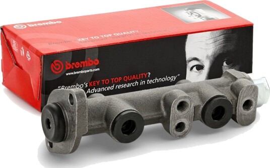 BREMBO M 23 060 Hovedbremsesylinder