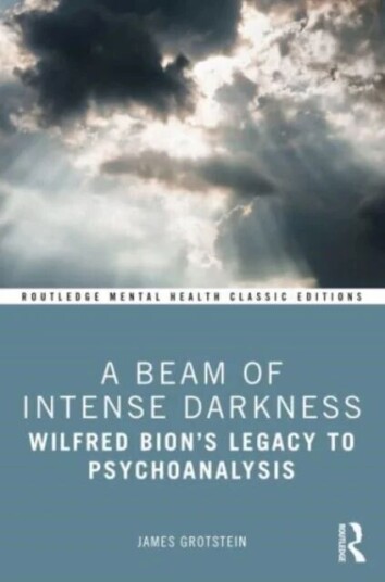 A Beam Of Intense Darkness Av James Grotstein