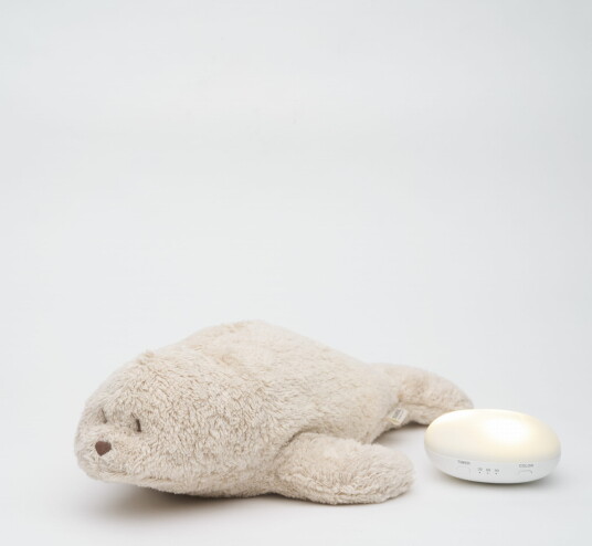 Moonie Bamse Sel 2.0 Organic Sand Sovebamse Med Lyd Og Lys Moonie Bamse Sel 2.0 Organic Sand Sovebamse Med Lyd Og Lys