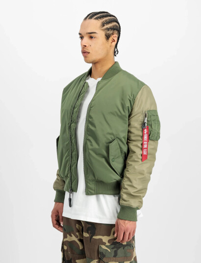 Alpha Industries Ma-1 Camo Back Embroidery - Green - XL Alpha Industries Ma-1 Camo Back Embroidery - Green - XL