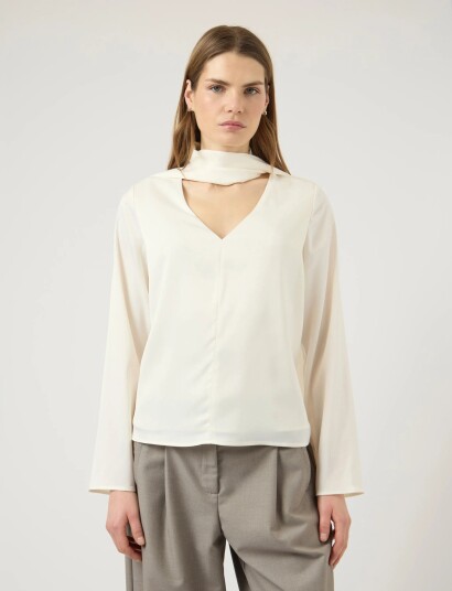 YAS Yaspella Ls Scarf Top S.   D2D   White   38