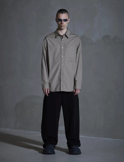 HAN Kjøbenhavn Script Logo Shirt   Brown   54