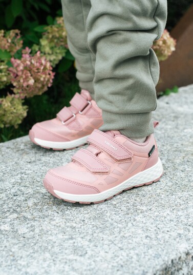Viking Footwear Kids Veme Reflex GORE-TEX 2v Light Pink 32 Viking Footwear Kids Veme Reflex GORE-TEX 2v Light Pink 32
