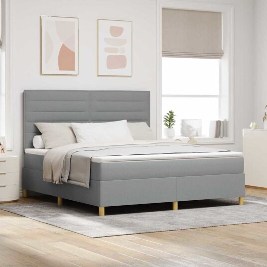 Box Spring Seng med Madrass Lysegrå Super King Stoff