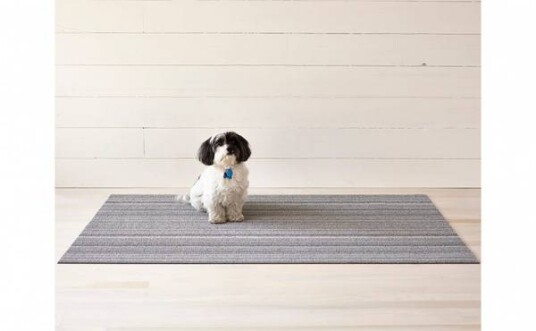 CHILEWICH Skinny Stripe Dørmatte 46x71cm SHADOW CHILEWICH Skinny Stripe Dørmatte 46x71cm SHADOW