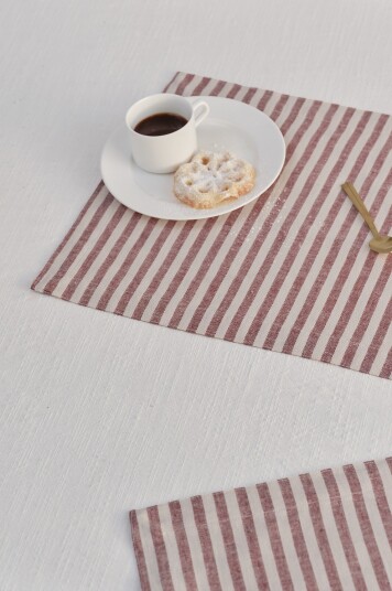 Jotex Bordmatte 2pakke rød/hvit HERIBERT 2172987020 Jotex Bordmatte 2pakke rød/hvit HERIBERT 2172987020