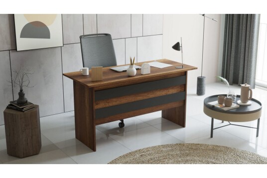 Skrivebord Tully 140 cm