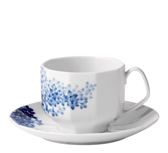 Royal Copenhagen Blomst kopp med skål 22 cl syrin Royal Copenhagen Blomst kopp med skål 22 cl syrin