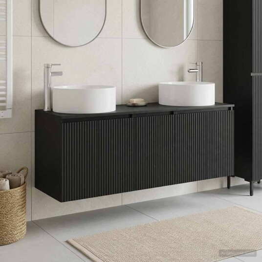 vidaXL Baderomsskapsett 3 stk. Svart 49,5 x 44,5 x 65,5 cm vidaXL Baderomsskapsett 3 stk. Svart 49,5 x 44,5 x 65,5 cm