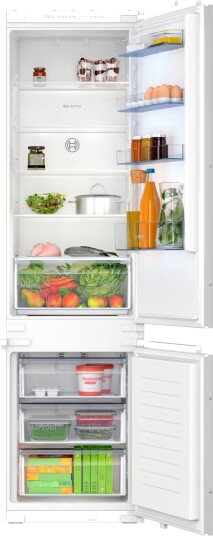 Bosch Integrert Kjøleskap med NoFrost Fryser KIN96NSE0 193 cm Hvit