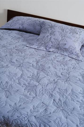 Jotex Bedspread White Sengeteppe Mørkeblå Bastian 22783420224