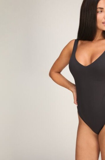 Hunkemöller V Hals Body Super Comfort Svart