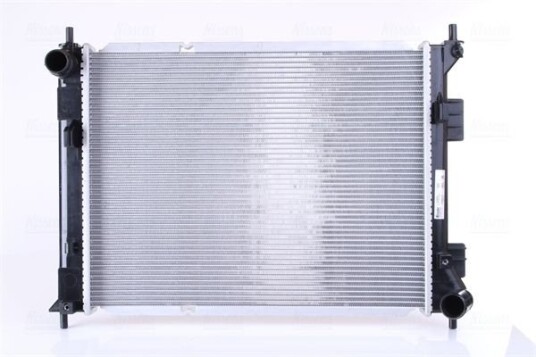 Radiator NISSENS 67605