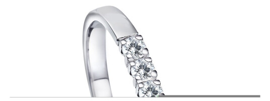 Angelica alliansering i 585 hvitt gull med diamanter 0,09 ct, størrelse 52