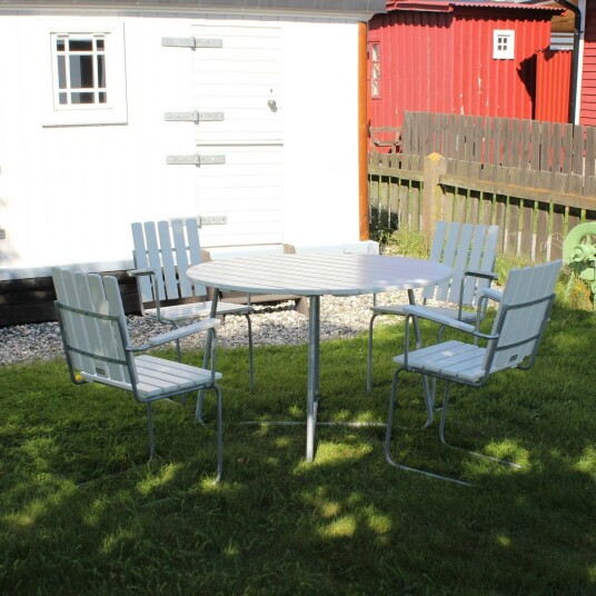 Spisegruppe Eden Wood Amanda Ø100 cm med 4 Stoler Spisegruppe Eden Wood Amanda Ø100 cm med 4 Stoler