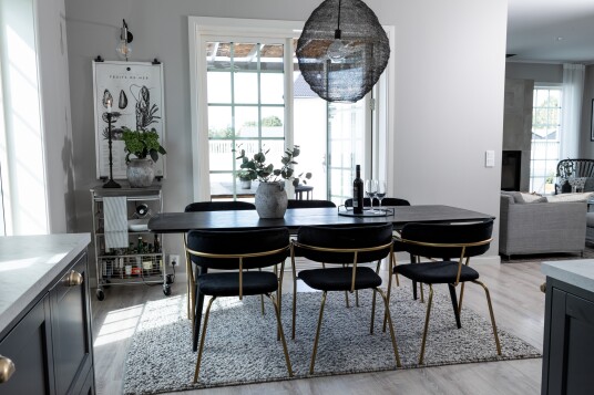 Venture Home Spisegruppe Deniall 180 cm + 6 stk Allepuz Spisestoler