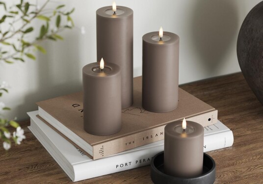 Deluxe Homeart Real Flame Led lys Mokka_7.5x12.5cm Deluxe Homeart Real Flame Led lys Mokka_7.5x12.5cm