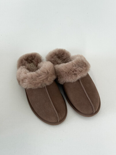 UGG Scuffette II Brun 42