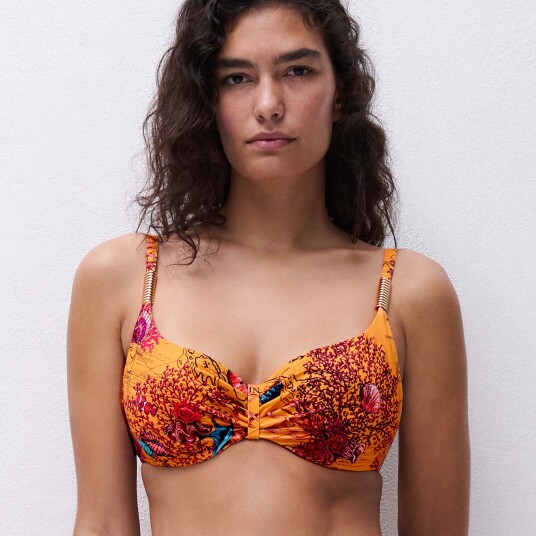 Chantelle Icon bikinitopp med bøyle oransje Størrelse: 70F Kvinner Chantelle Icon bikinitopp med bøyle oransje Størrelse: 70F Kvinner