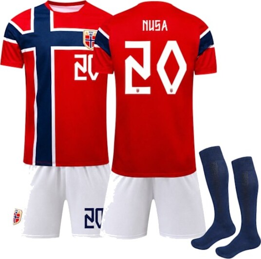 Fotball VM 2026 Norges herrelandslag hjemmedrakt for barn + shorts + sokker nr. 20 Nusa trykt 20