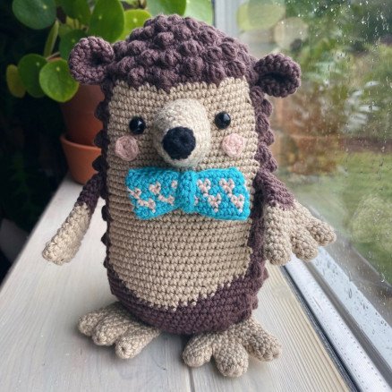 Pelle Pinnsvin av Rito Krea Bamse Hekleoppskrift 16 cm Pelle Pinnsvin av Rito Krea Bamse Hekleoppskrift 16 cm