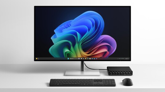 HP EliteDesk 8 Mini G2i Copilot+ PC Core Ultra 7 356H 32GB 1TB SSD Windows 11 Pro DL8T7ET#ABD