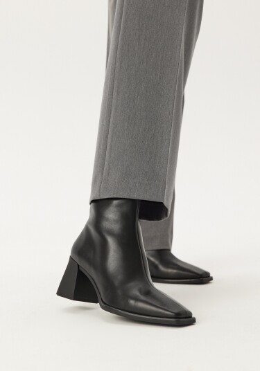 Vagabond Hedda Leather Boots