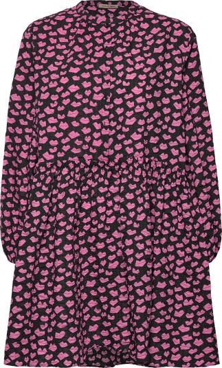 Stella Nova | Line Joe | 38 Stella Nova | Line Joe | 38