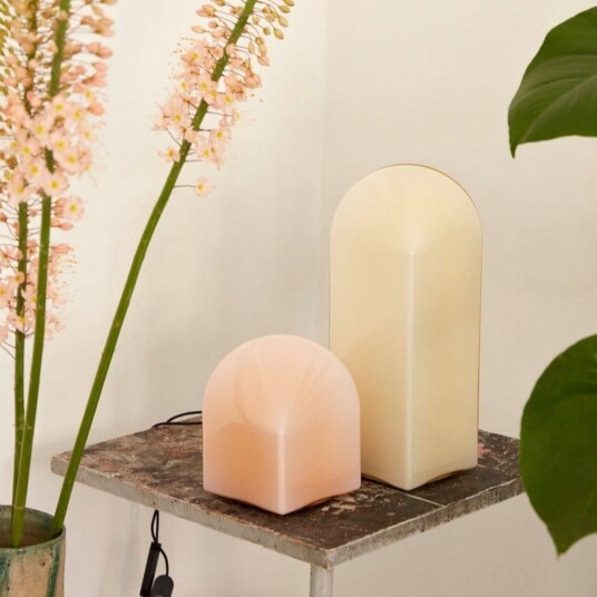 Hay Parade bordlampe H:32 hvit