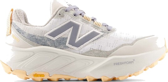 New Balance Women's Freshfoam Hierro V9 Sea Salt / White Peach 37.5