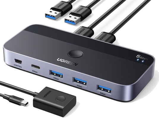 Ugreen USB 3.0 Switch 2x USB-A inn, 3x USB-A + 1x USB-C ut