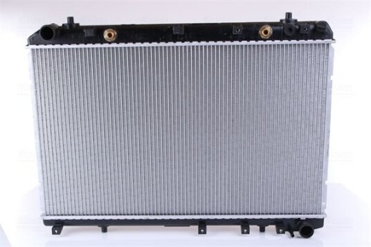 Radiator NISSENS 61669