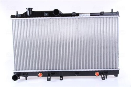 Radiator NISSENS 67741