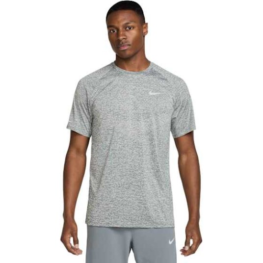 Nike Dri FIT ADV Stride Top Herre Smoke Grey/Htr/Reflective Silver XL Nike Dri FIT ADV Stride Top Herre Smoke Grey/Htr/Reflective Silver XL