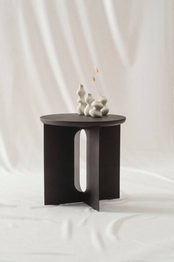Jotex THUSIS sidebord diameter 51 cm Svart marmor izmir/røykfarget mattsvart 1723279-01-0 1723279-02-0