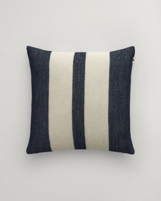 Gant Stripete putetrekk i ull 50x50cm EVENING BLUE 50X50 Gant Stripete putetrekk i ull 50x50cm EVENING BLUE 50X50