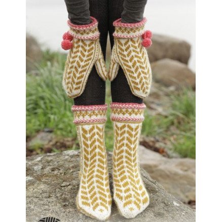 Hokey Pokey by DROPS Design Votter og Sokker Strikkeoppskrift str 35 43